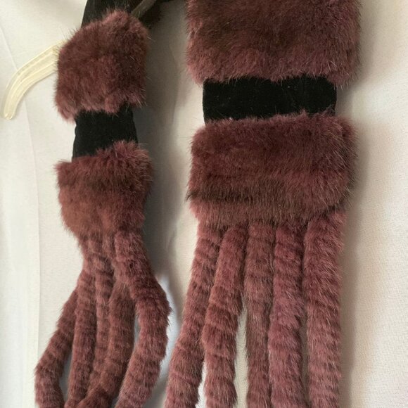 Purple rabbit fur neck wrap - Picture 1 of 3